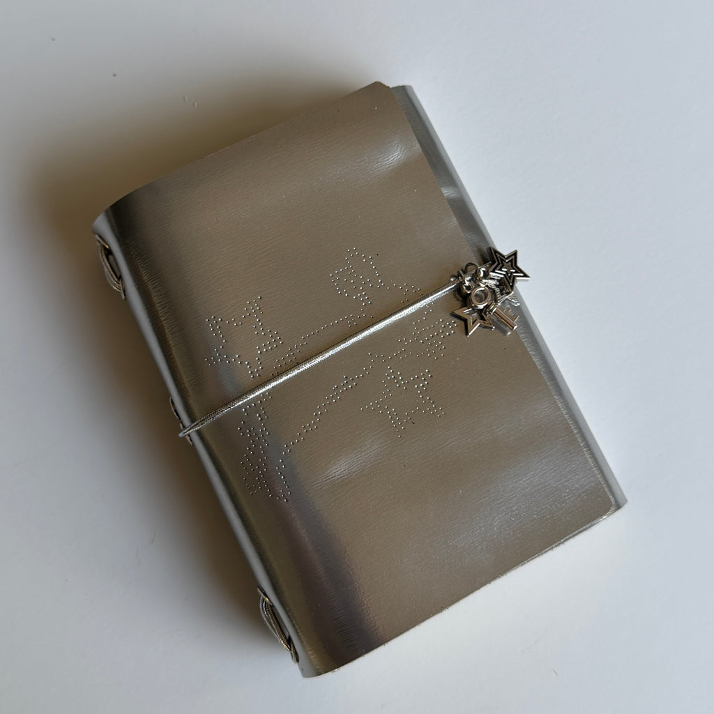 A6 Silver 012
