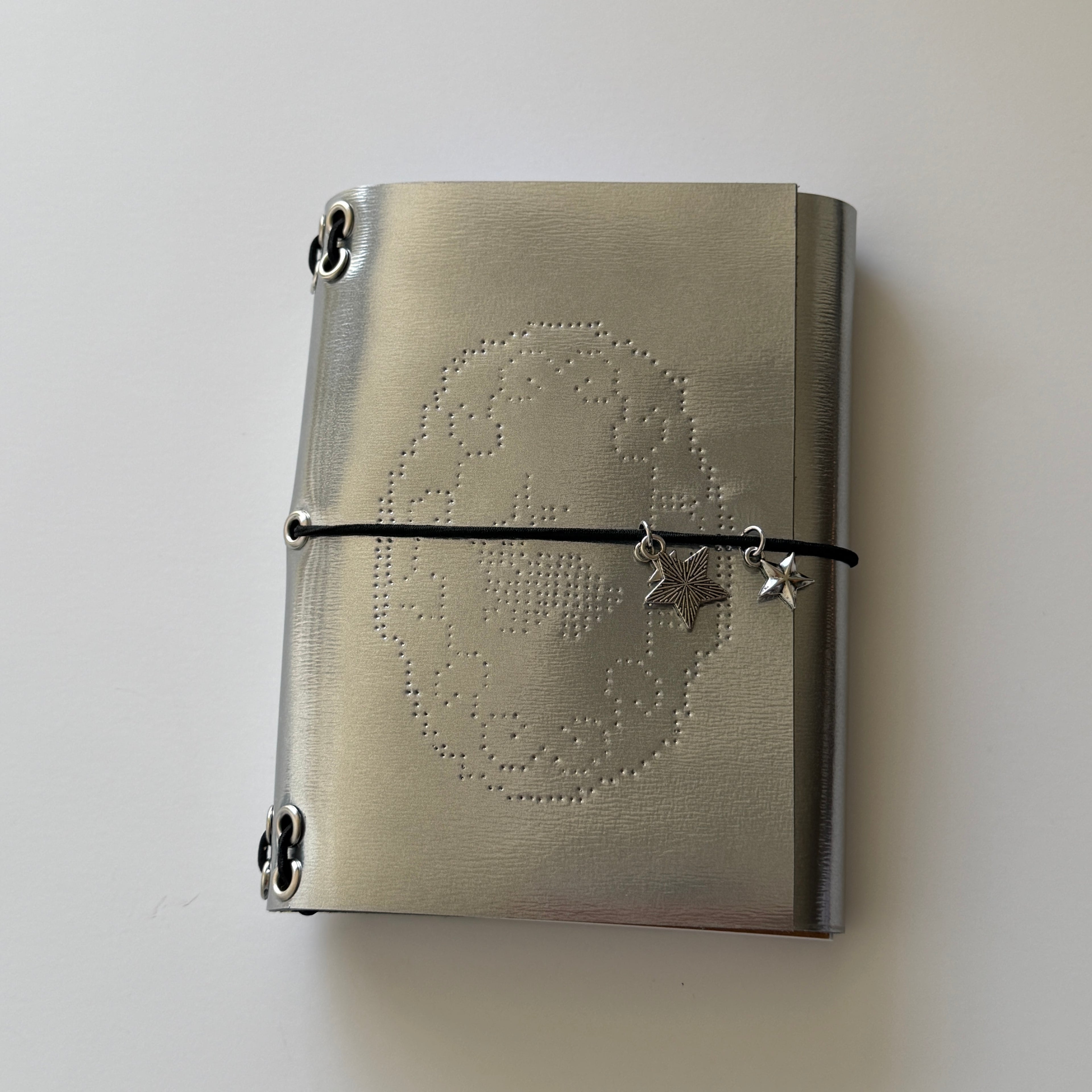 A6 Silver 003